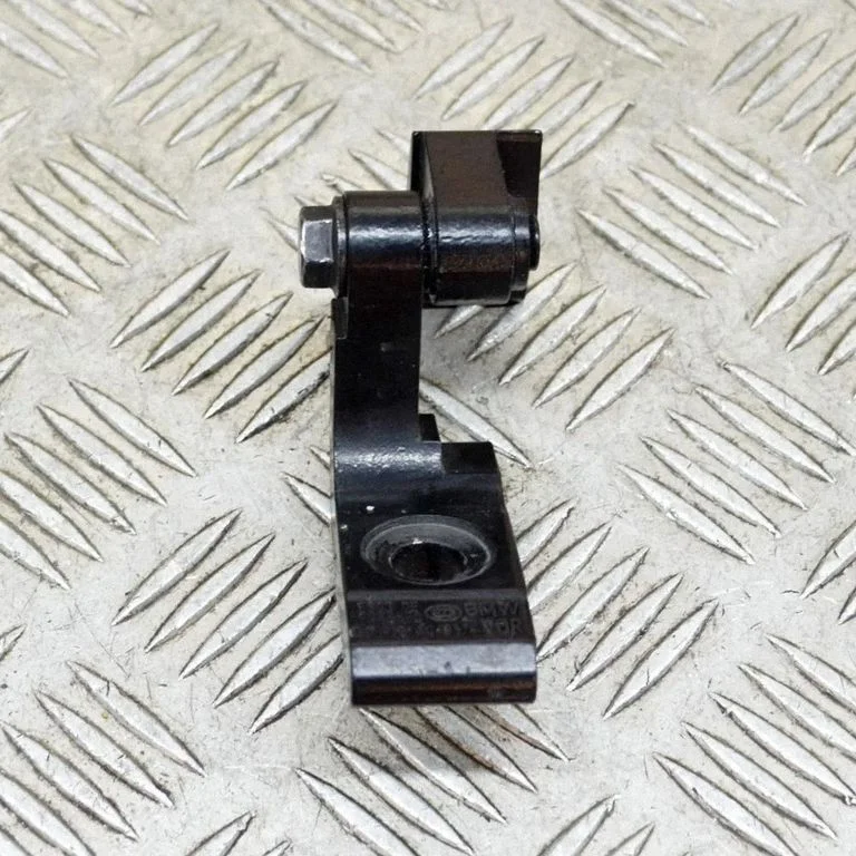 Front door upper hinge – BMW i3 (2013-)