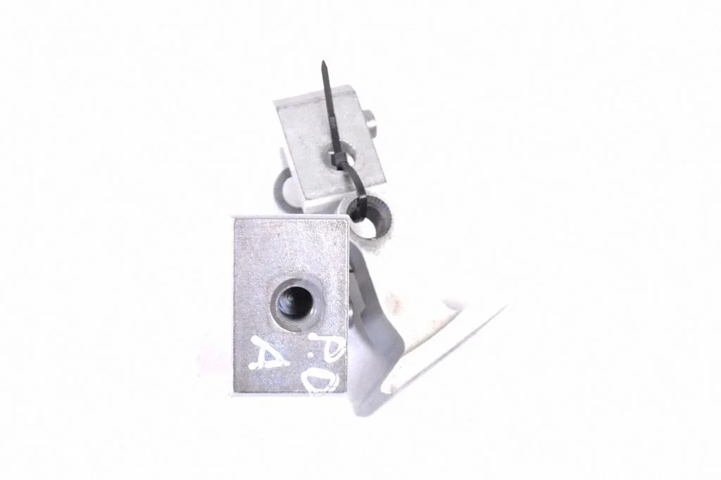 Front door upper hinge – right