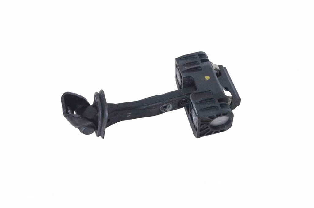 Esiukse avamispiiraja – BMW 1-seeria F20 F21 (2011-2019)