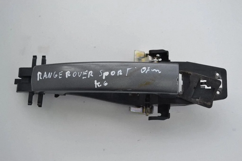 Esiukse välimine käepide – Land Rover Range Rover Sport L320 (2005-2013)