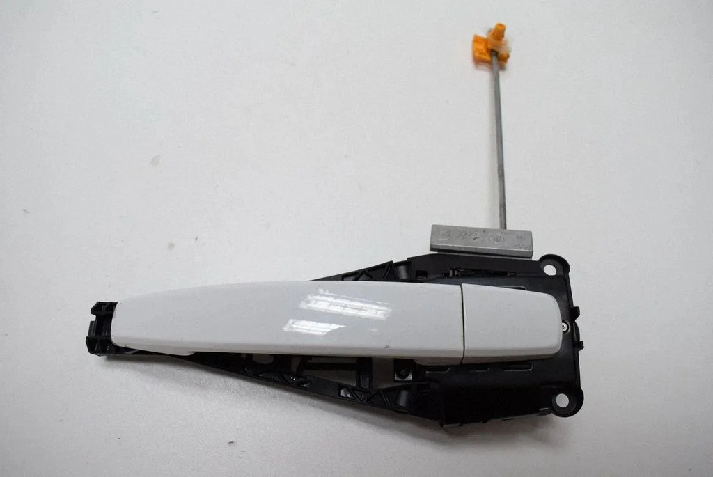 Front door exterior handle 14096201 – Opel Cascada (2013-)