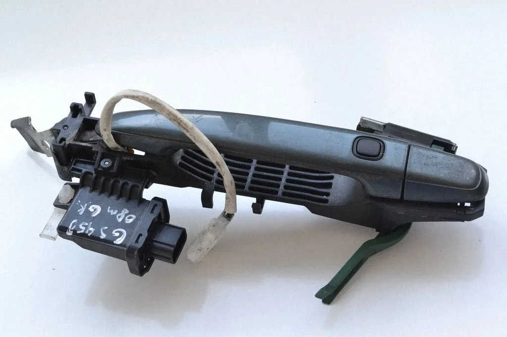 Front door exterior handle – Lexus GS 300 350 430 450H (2005-2012)
