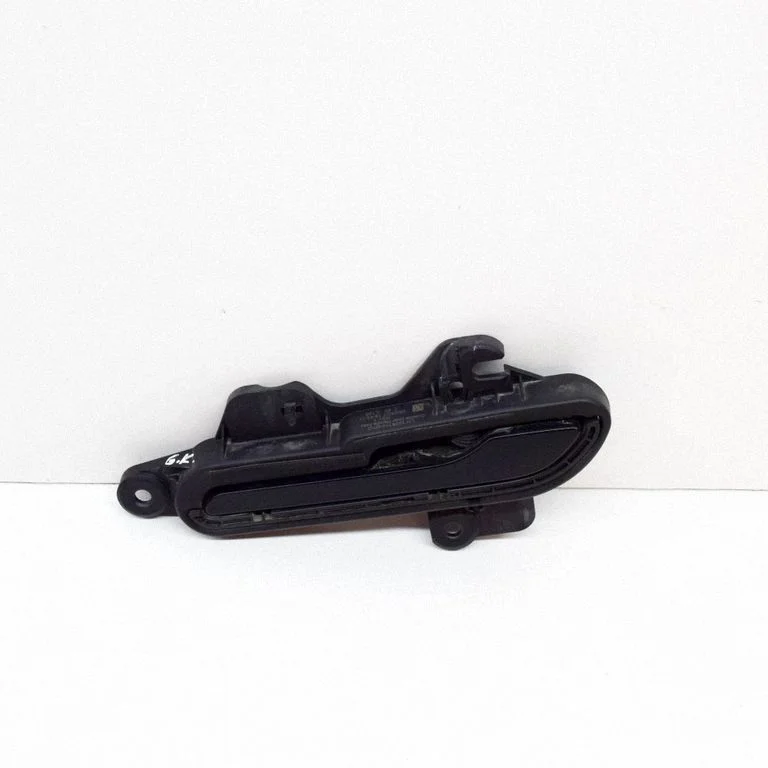 Front door exterior handle 152811400D