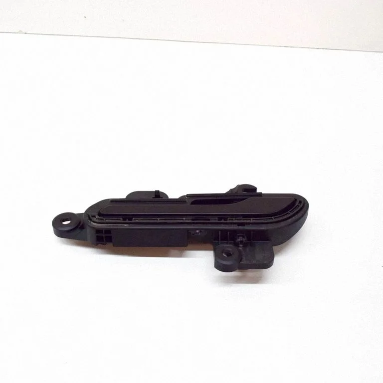 Front door exterior handle – Tesla Model Y (2020-)