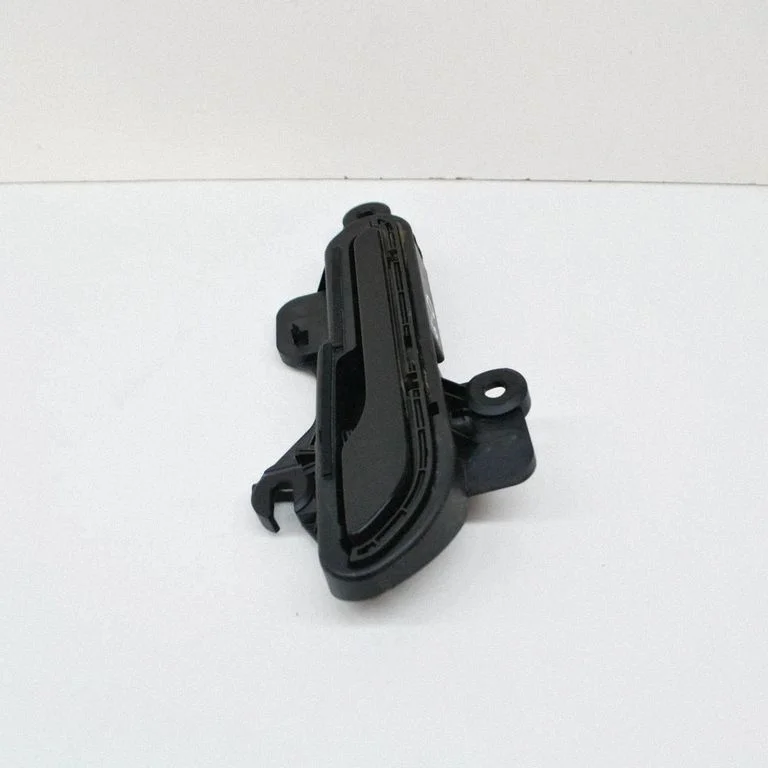 Front door exterior handle – Tesla Model Y (2020-)