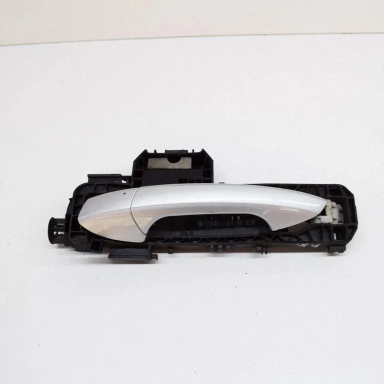 Front door exterior handle – Mercedes-Benz E-Class W212 (2009-2016)