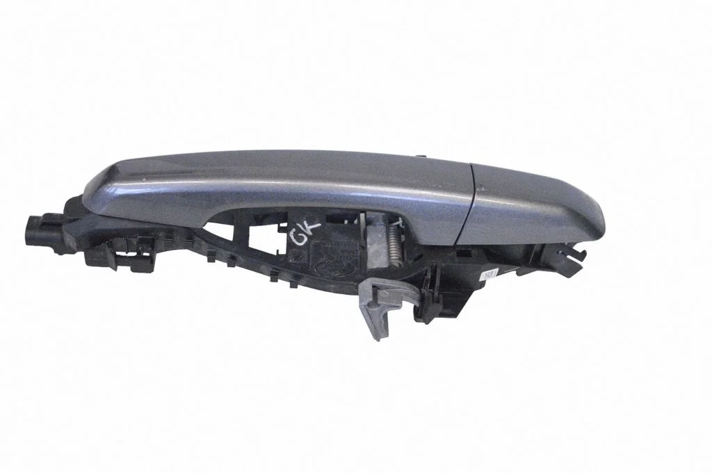 Front door exterior handle – rear left