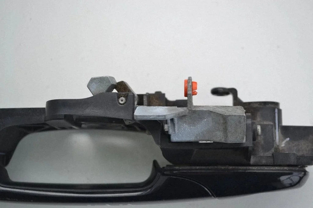 Front door exterior handle – Ford Fusion (2006-2012), front left