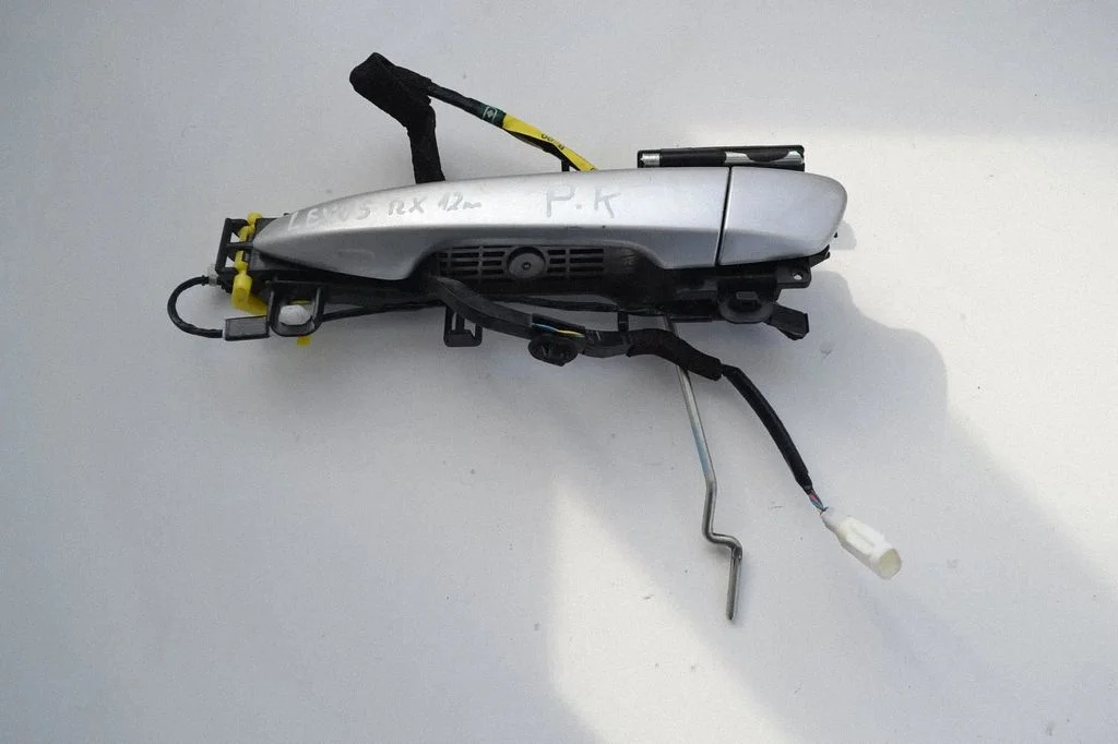 Front door exterior handle – Lexus RX III (2008-2015)