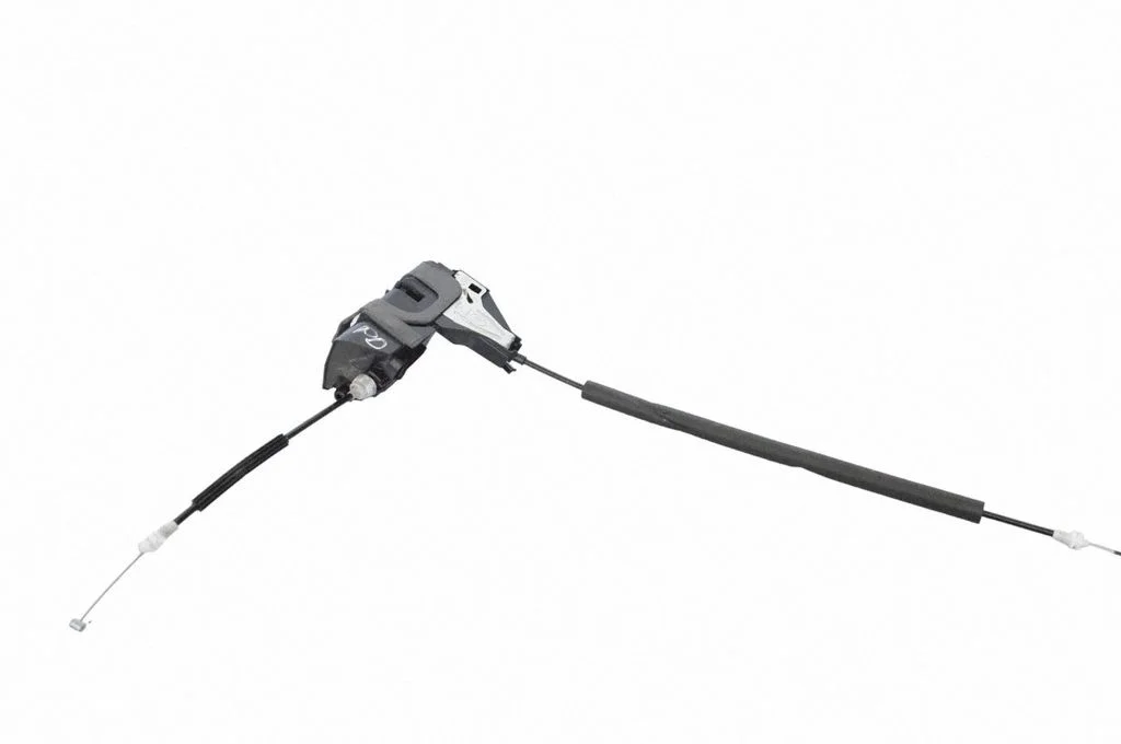 Esiukse lukk J9D3203A28AE