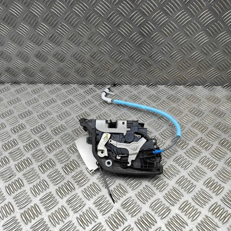 Front door lock 19864010