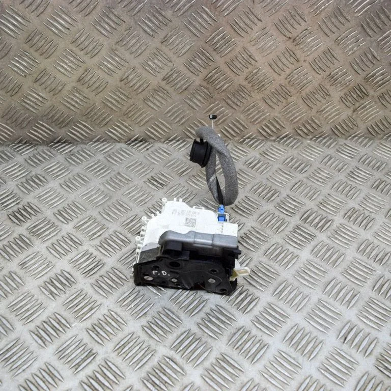 Front door lock 8X1837016B – Audi RS3 (2015-2019)