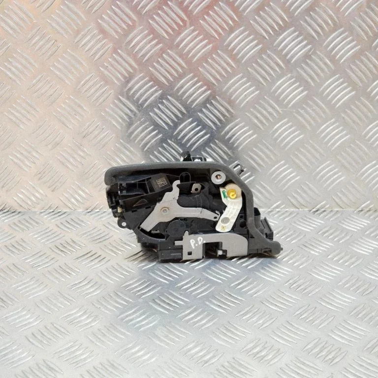 Front door lock – BMW X3 G01 (2018-2024)