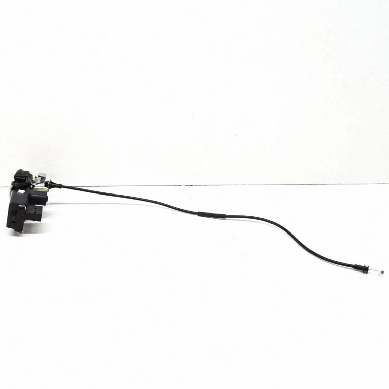 Front door lock – right