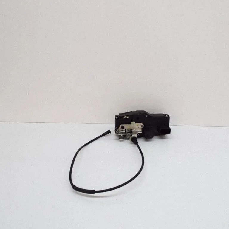 Front door lock 600891200C