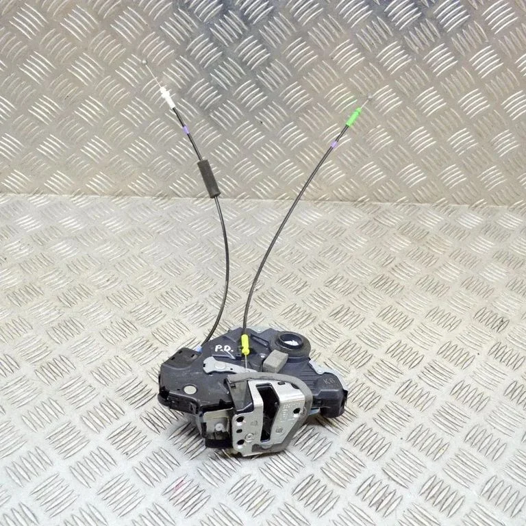 Front door lock – Lexus NX (2014-2021)