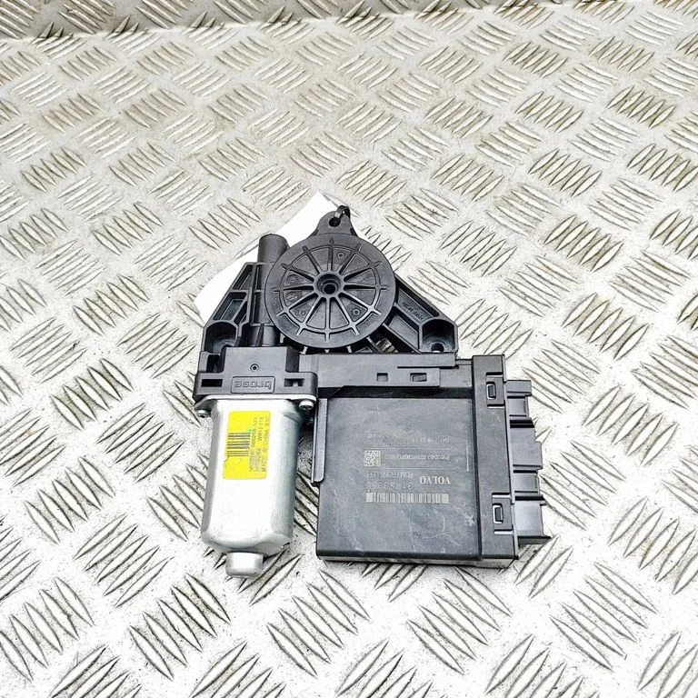 Priekšējā loga pacēlāja motoriņš 31453356