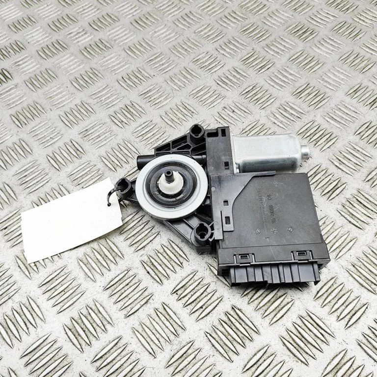 Front door window regulator motor 8888777264
