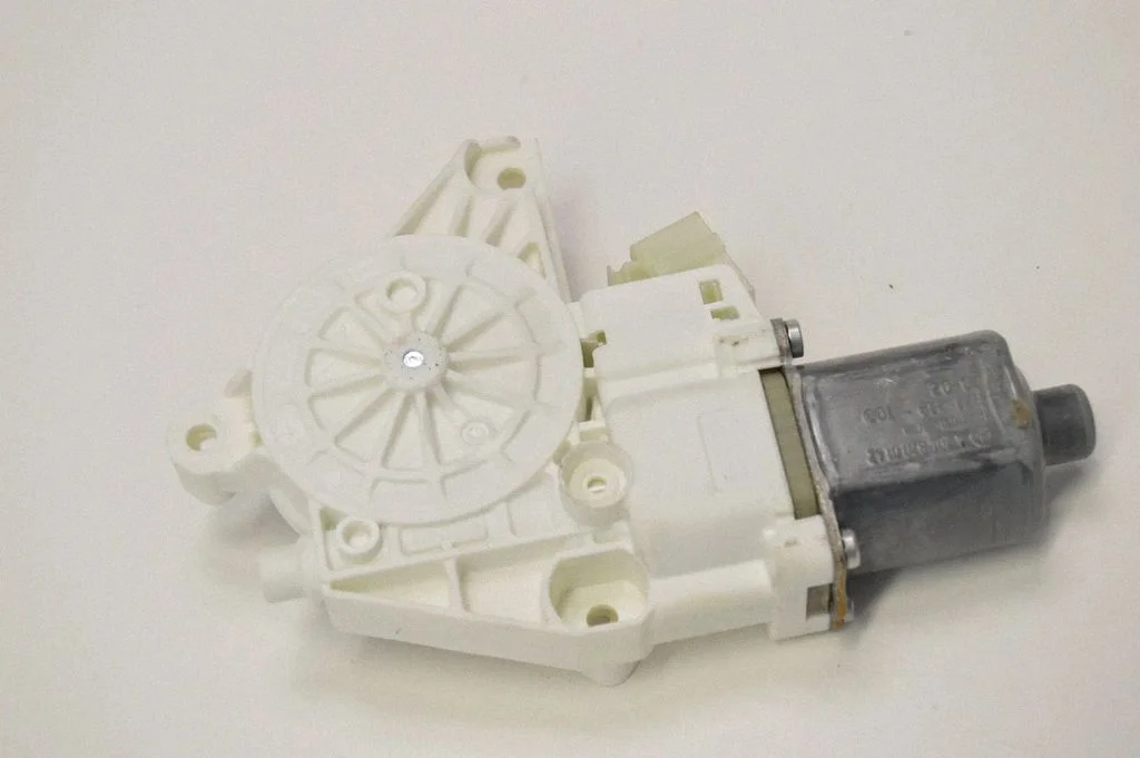 Front door window regulator motor – Mercedes-Benz E-Class W212 (2009-2016)
