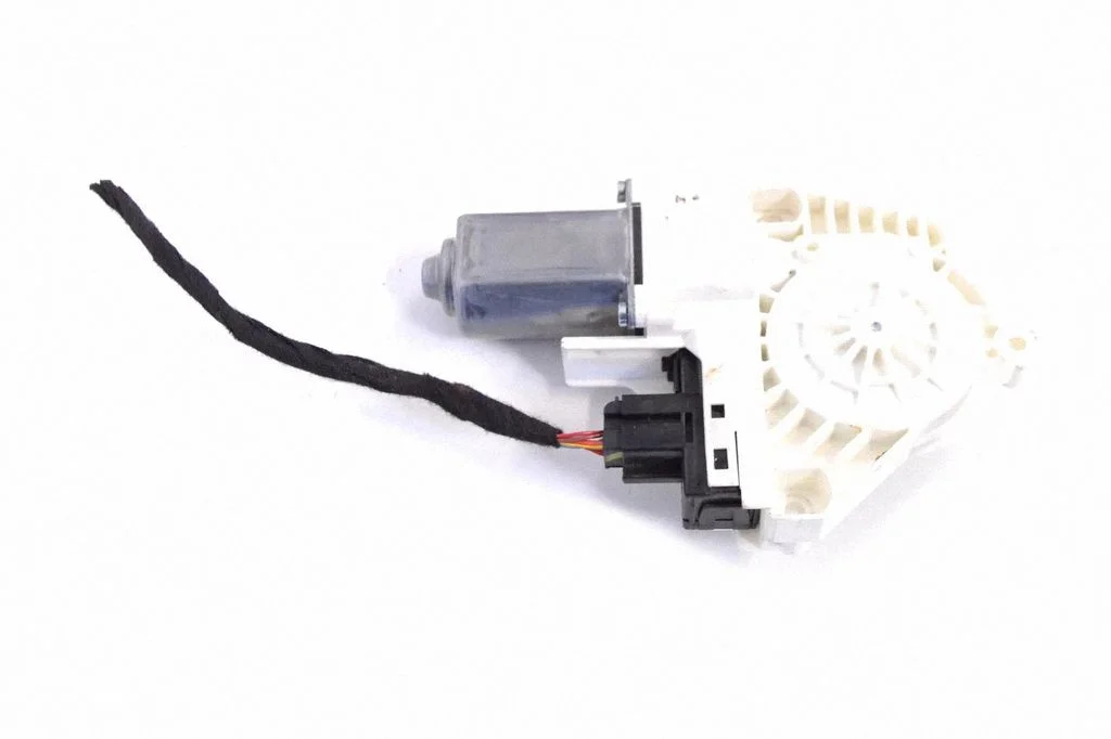 Front door window regulator motor – Land Rover Range Rover Sport L494 (2013-)