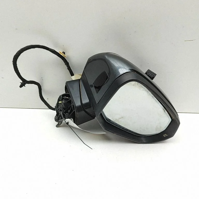 Esiukse elektriline välispeegel 83B857410H