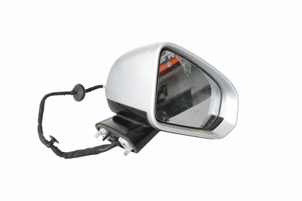 Front door electric wing mirror – right