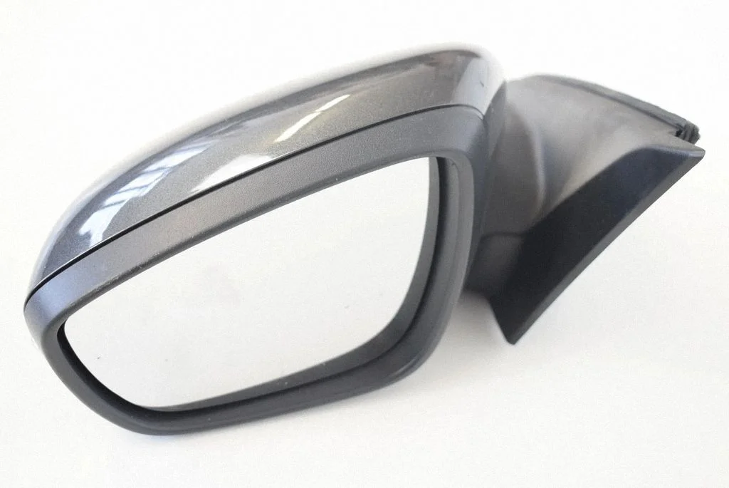 Front door electric wing mirror – left