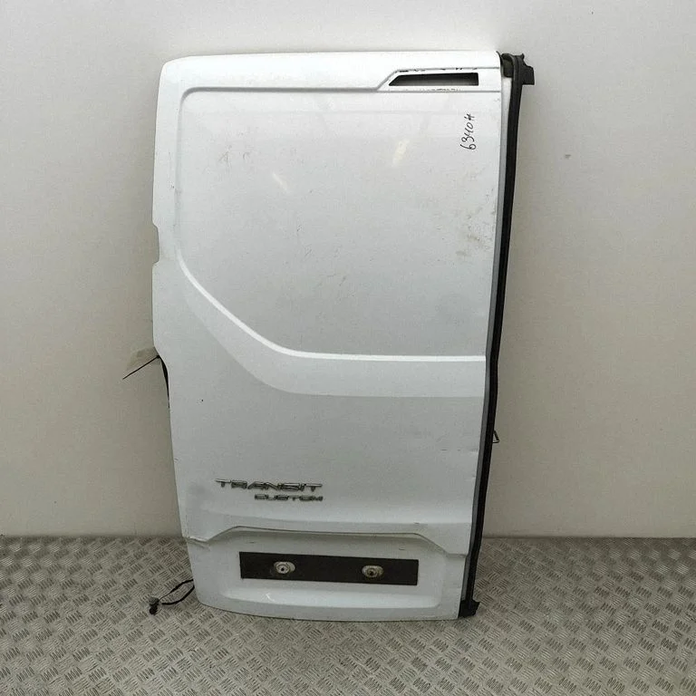 Aizmugurējās durvis PBK21V40011AD