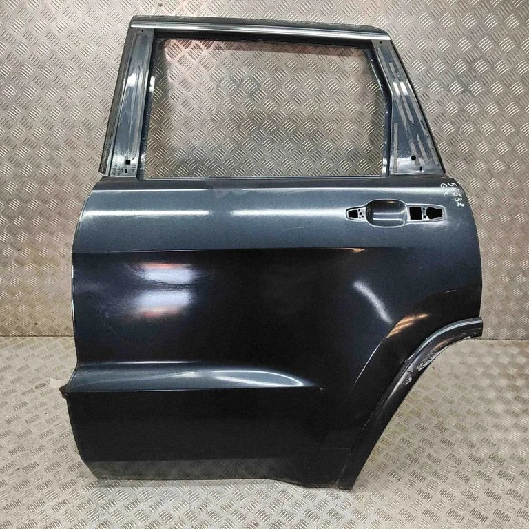 Aizmugurējās durvis 55113635AO
