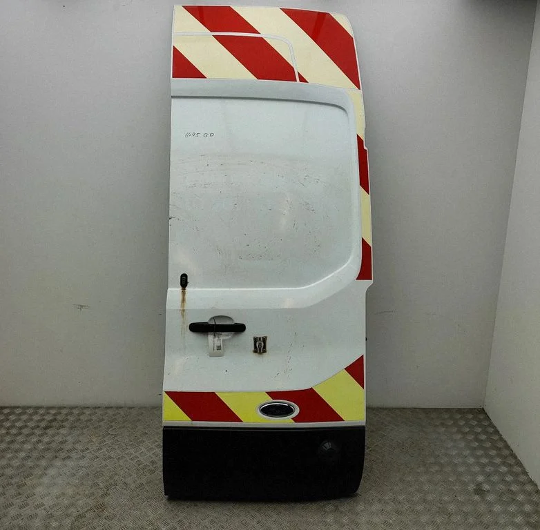 Rear door PKK31V40010CA