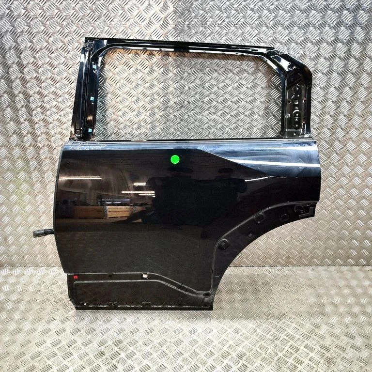 Rear door 77003EV000
