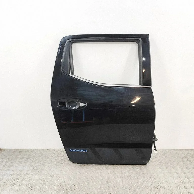Aizmugurējās durvis H21524JKAA