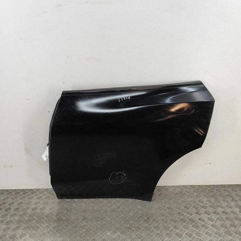 Rear door 1493601S0A