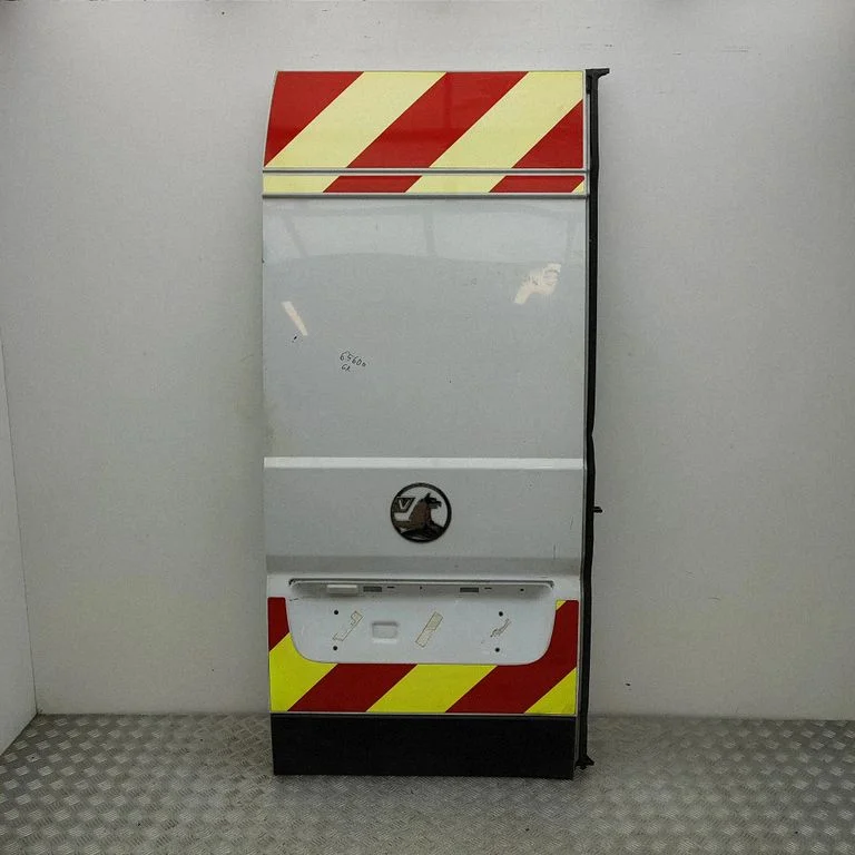 Rear door 1617322980