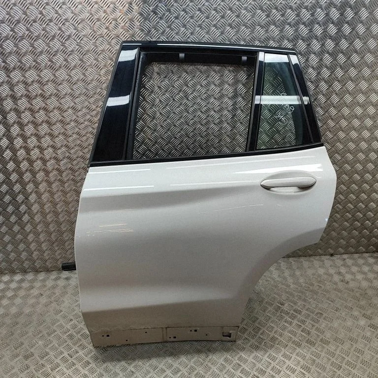 Aizmugurējās durvis – BMW X3 G01 (2018-2024)
