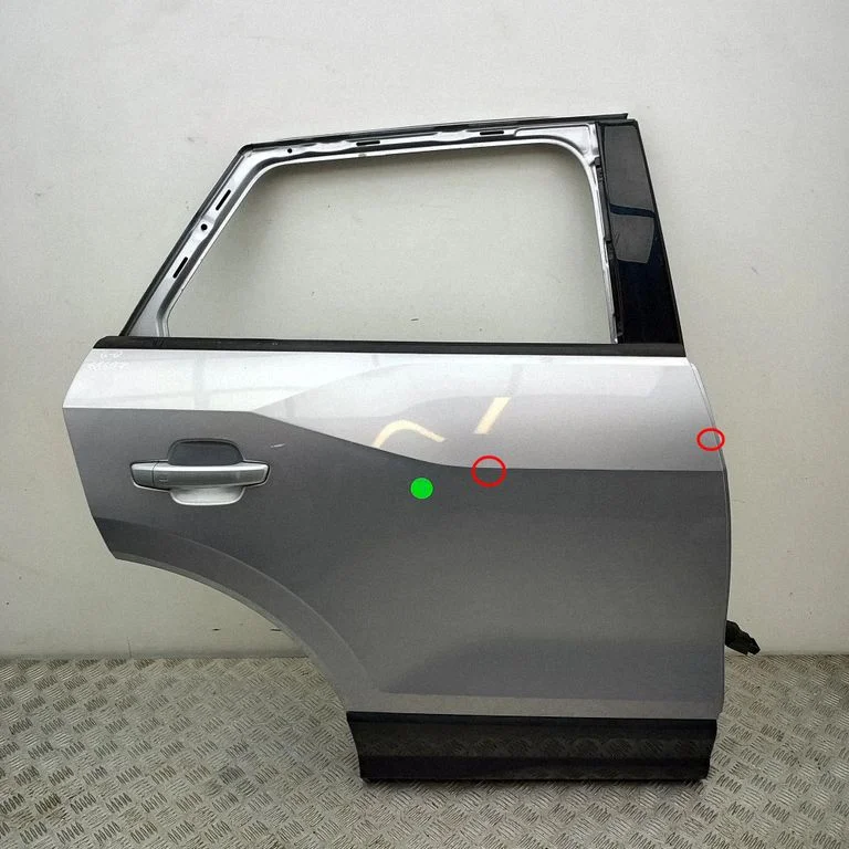 Aizmugurējās durvis 5Q0959802