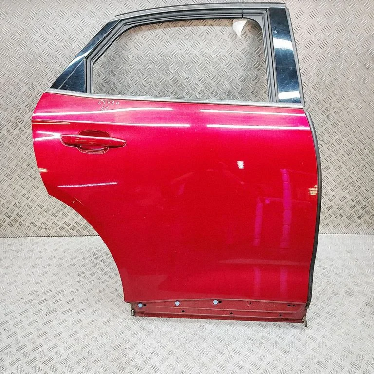 Aizmugurējās durvis 9819326580