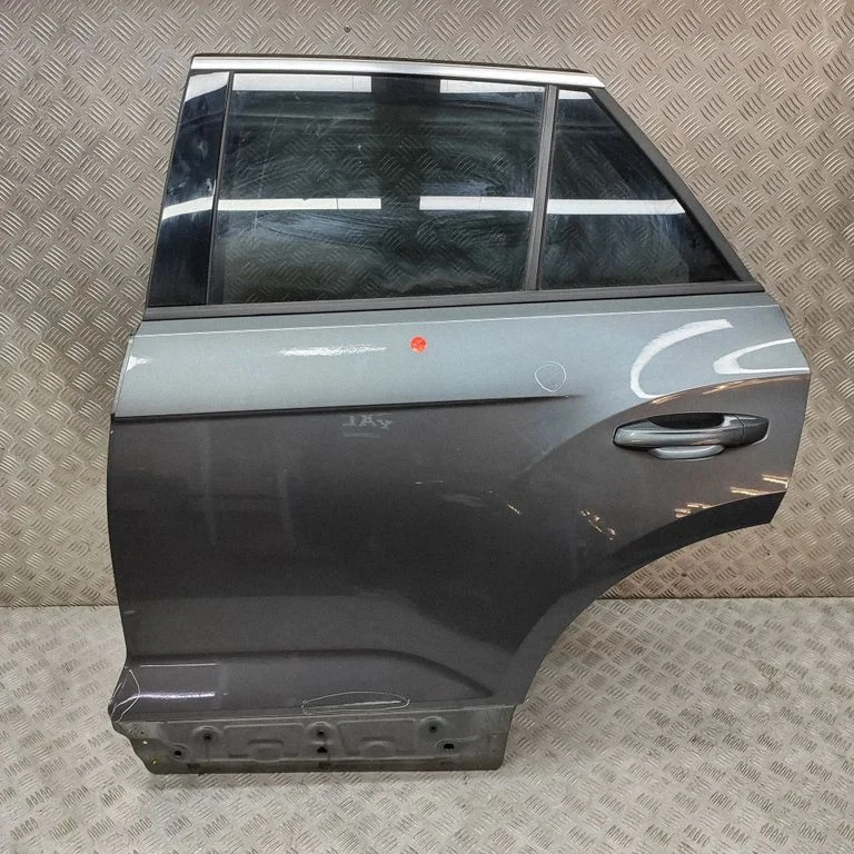 Aizmugurējās durvis 2GA033311L