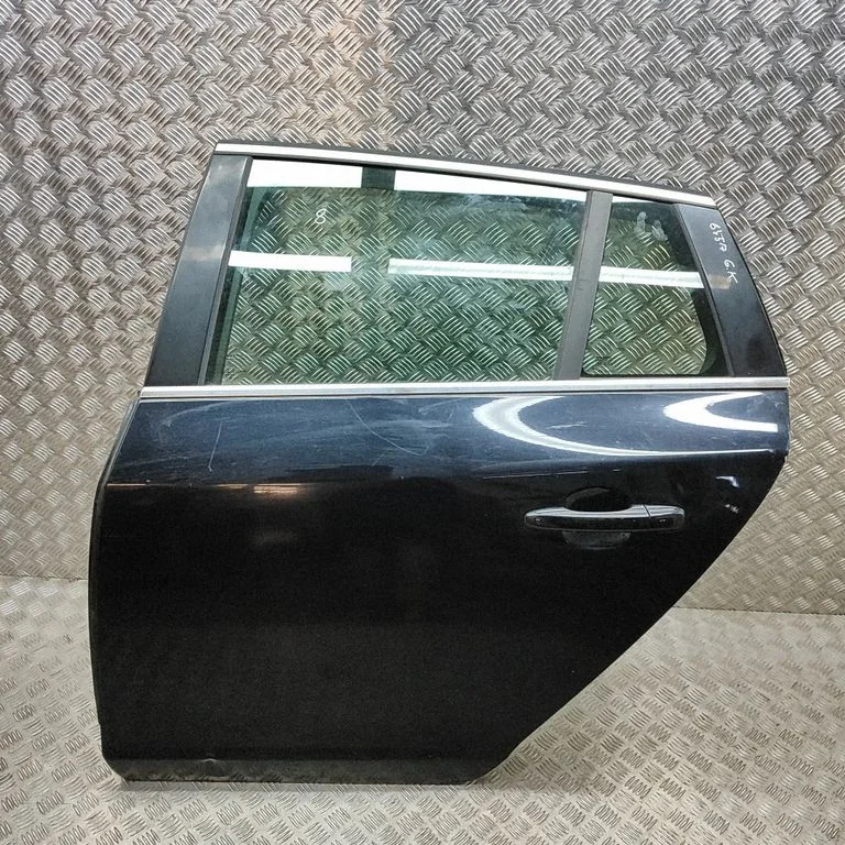 Rear door 32228972