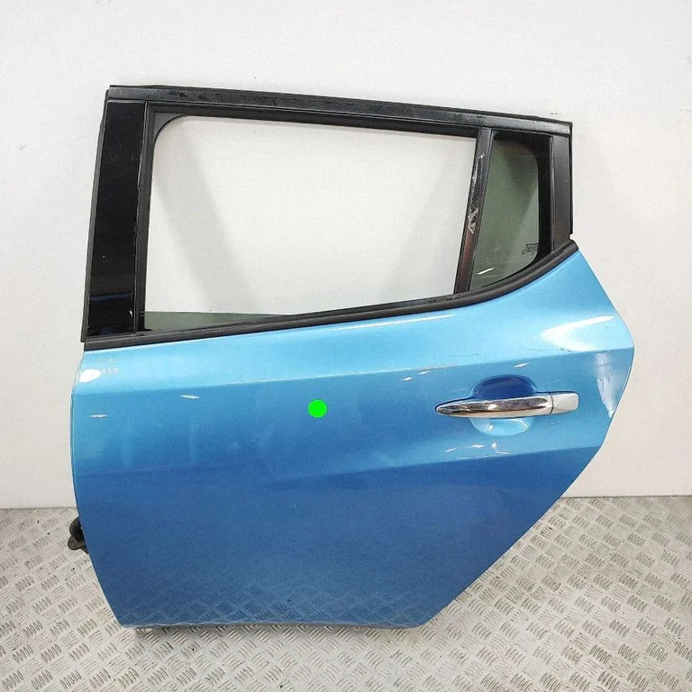 Aizmugurējās durvis H21015SLMB