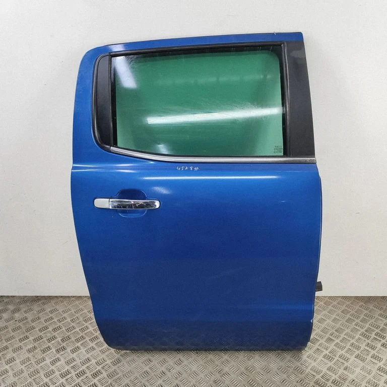 Aizmugurējās durvis AB392624630AB