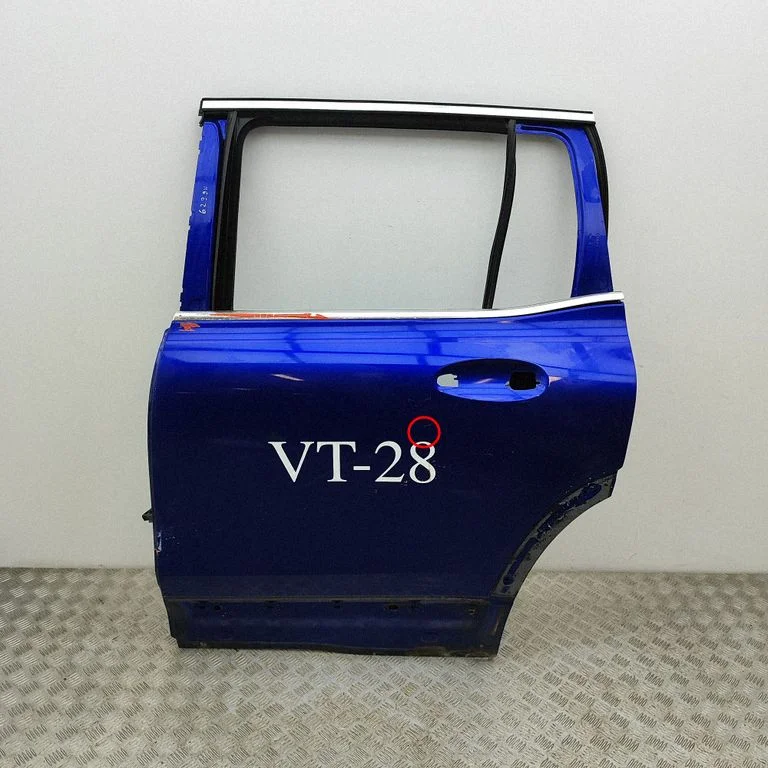 Aizmugurējās durvis A2477207506