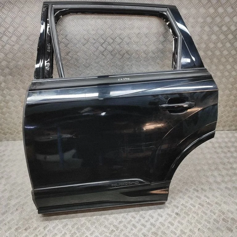 Rear door 4M0833051E