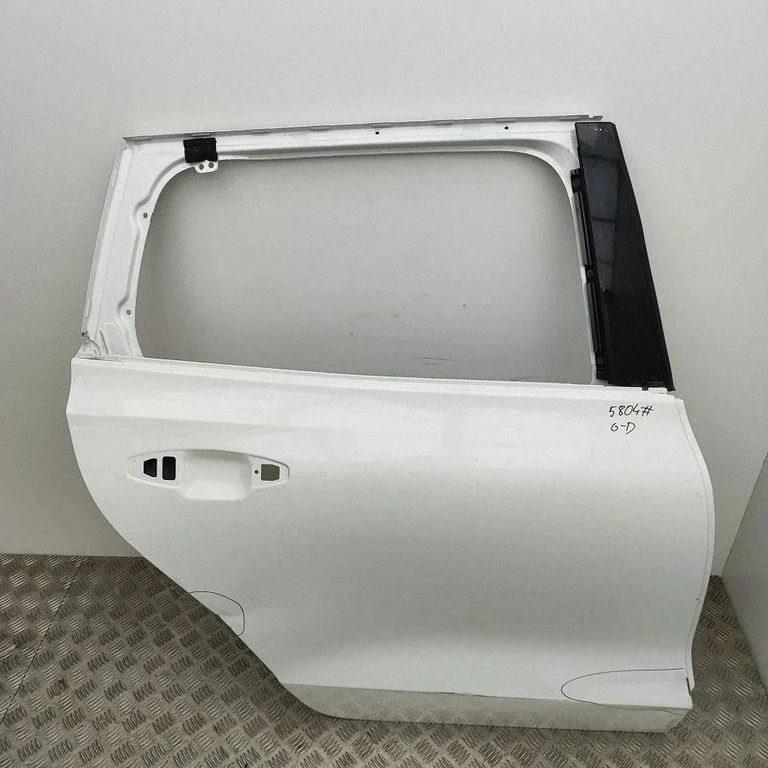 Rear door 32404343