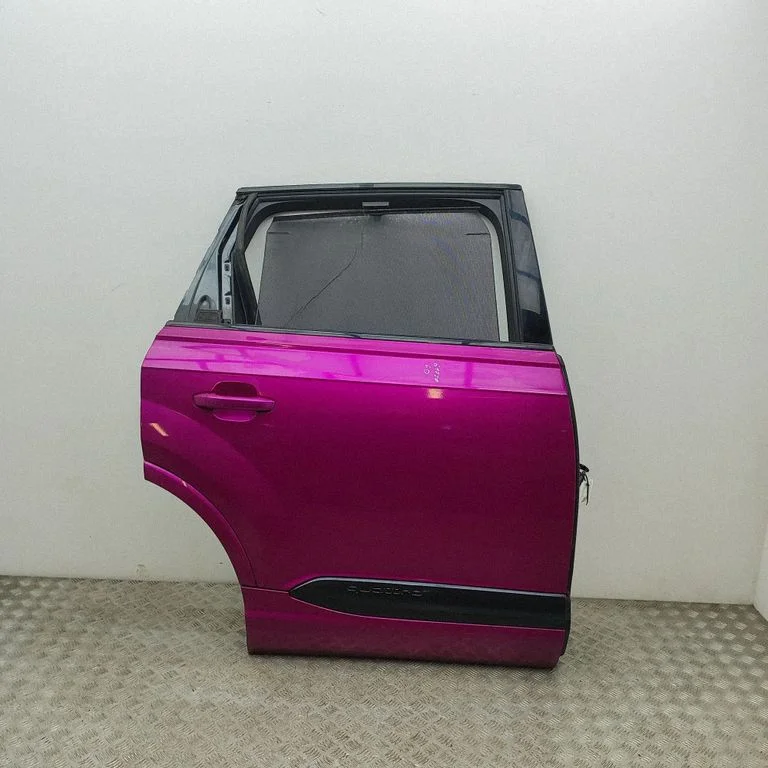 Aizmugurējās durvis 8W0959801