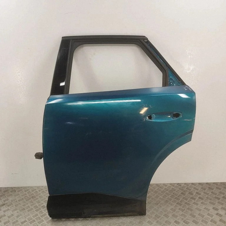 Aizmugurējās durvis 9852431480