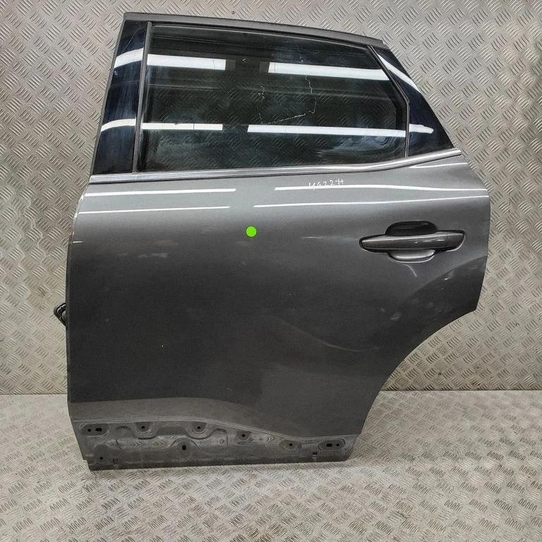 Aizmugurējās durvis 9834273080
