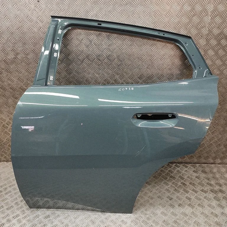 Rear door 5A58A05