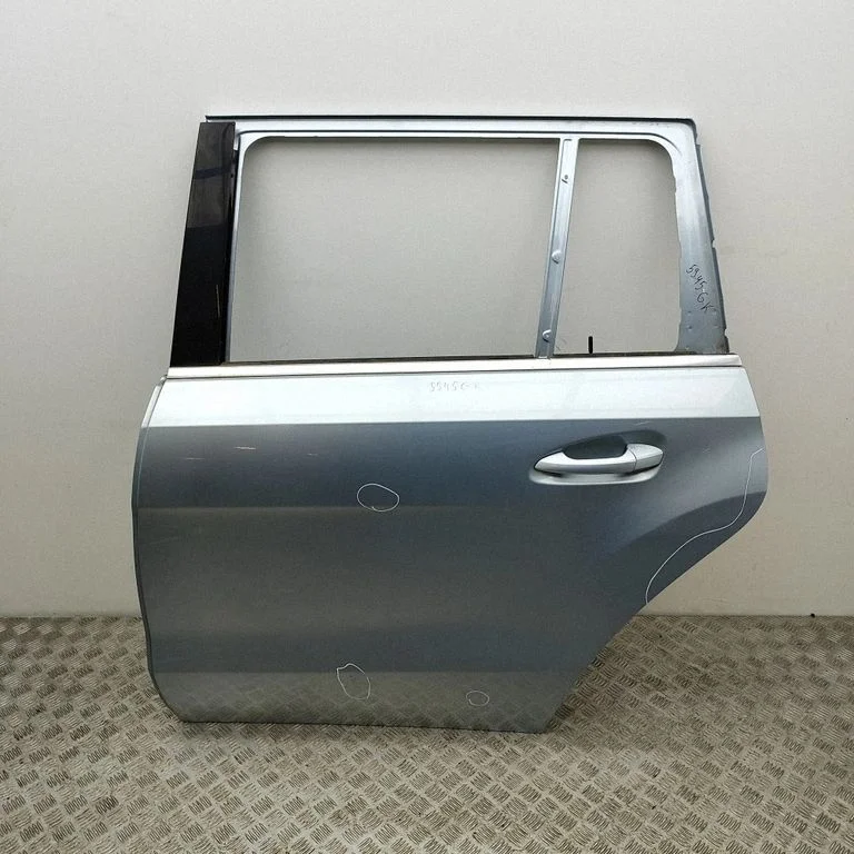 Rear door A1667300305