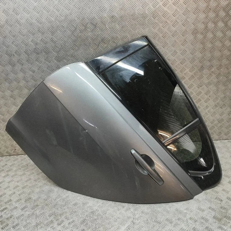 Drzwi tylne T4N2635